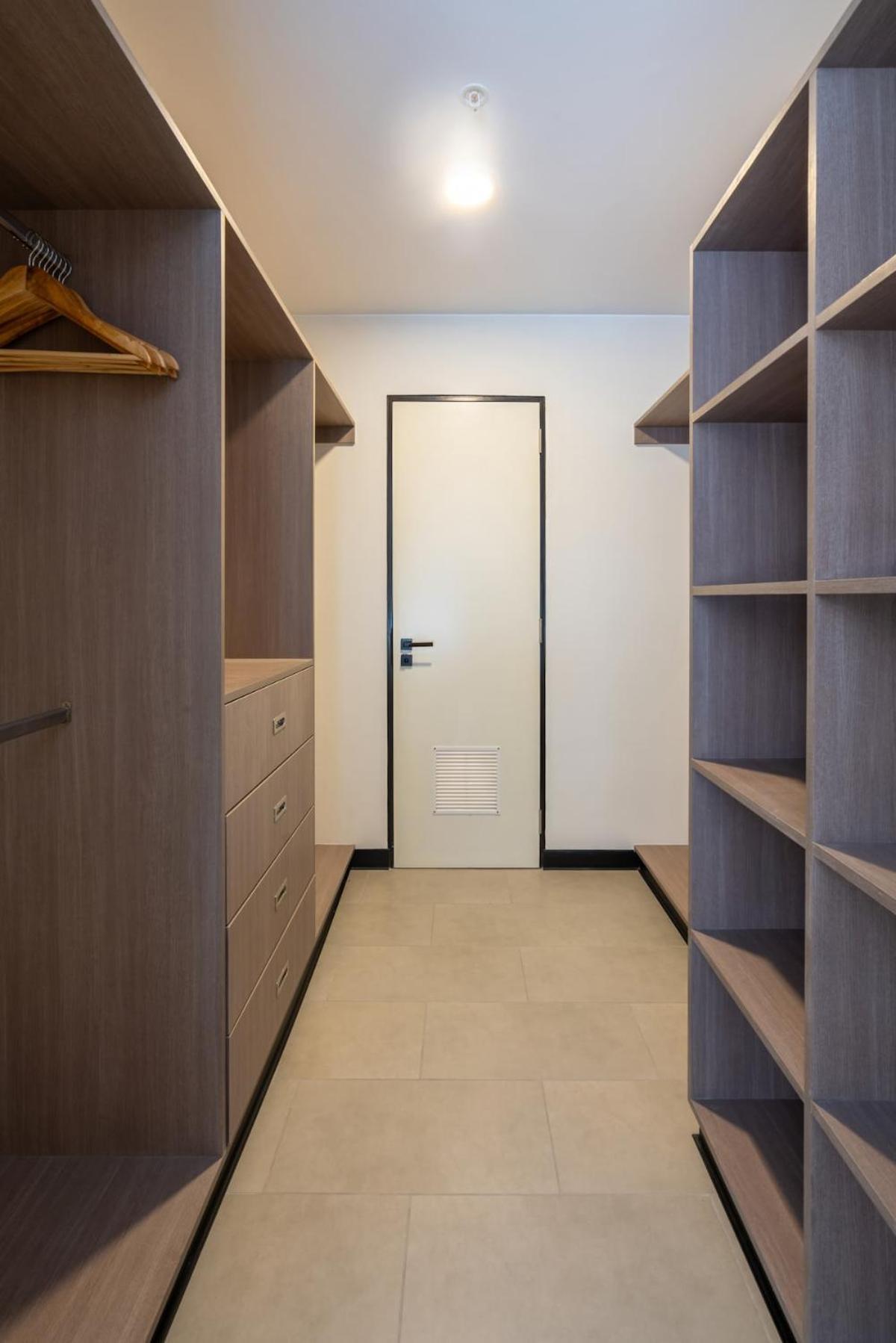 Wood 2br By Geko
